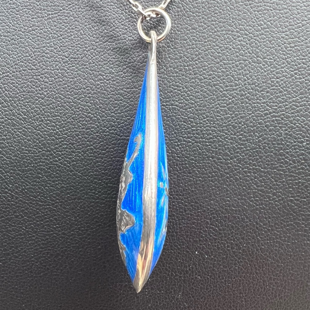 Sterling Silver Siam Dancer Pendant with Necklace - Picture 4 of 5